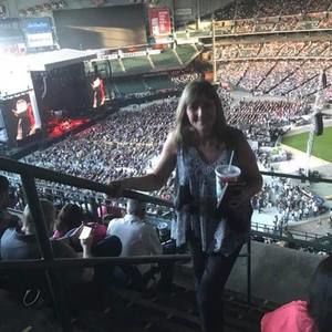 Meet your Posher, Terri